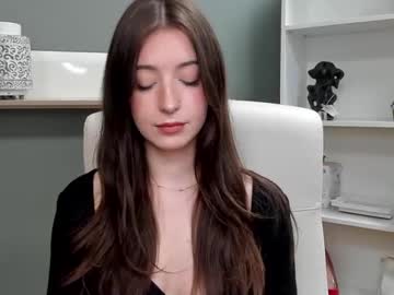 Eroticleah Chaturbate stream image from December 18, 2024