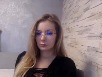 Juicy_Olivia Chaturbate stream image from December 18, 2024