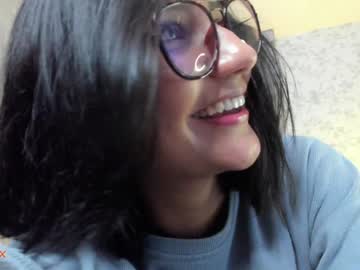Martiiinaa_ Chaturbate stream image from December 18, 2024