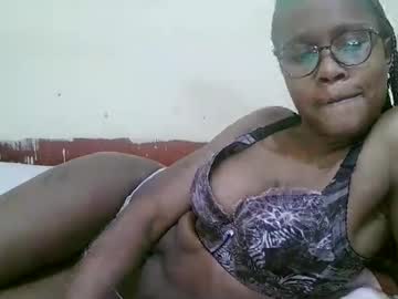 Prettysonya Chaturbate stream image from December 18, 2024