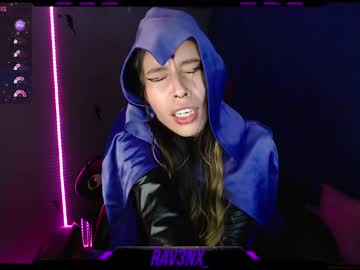 Rav3nx_ Chaturbate stream image from December 18, 2024