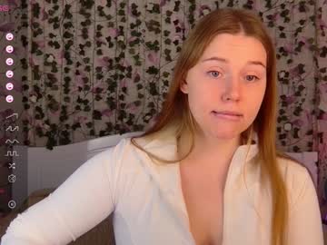 Silent_Princesses Chaturbate stream image from December 18, 2024