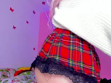 Sophiasweet203 Chaturbate stream image from December 18, 2024
