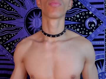 Willy_Veins Chaturbate stream image from December 18, 2024