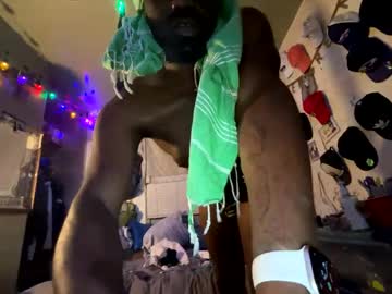 Canieatu410 Chaturbate stream image from December 18, 2024