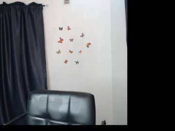 Ebony_Xplum Chaturbate stream image from December 18, 2024