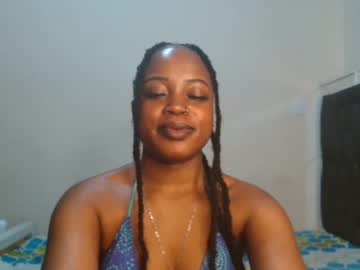 Khaleesi_Kh Chaturbate stream image from December 18, 2024