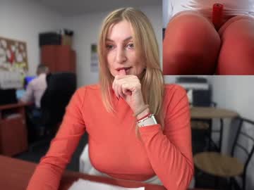 Legsl0ng Chaturbate stream image from December 18, 2024