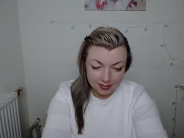 Mikaelacute_ Chaturbate stream image from December 18, 2024