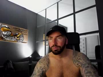 Arongrant Chaturbate stream image from December 18, 2024