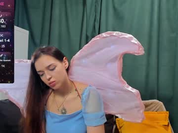 Blissgravlin Chaturbate stream image from December 18, 2024