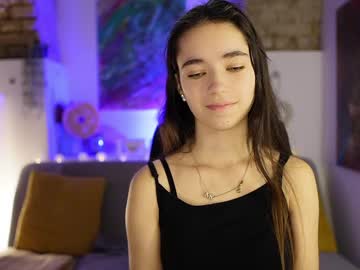 Gia_Paige18 Chaturbate stream image from December 18, 2024