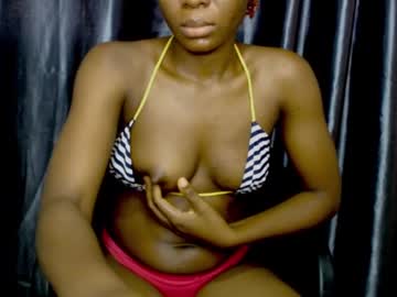 Hotchocoxx Chaturbate stream image from December 18, 2024