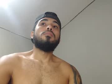 Hugo_Rey Chaturbate stream image from December 18, 2024