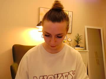 Lucky_Foryou_Baby Chaturbate stream image from December 18, 2024