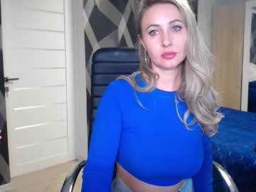 Marshmelowu222 Chaturbate stream image from December 18, 2024