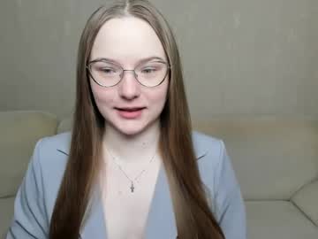 Miya_Mimi Chaturbate stream image from December 18, 2024