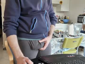 Androx77 Chaturbate stream image from December 18, 2024
