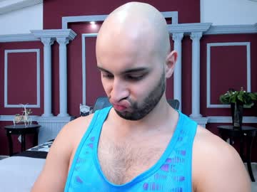 Cristobal_Alzate Chaturbate stream image from December 18, 2024
