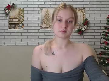Emiliaduchess Chaturbate stream image from December 18, 2024