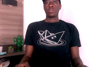 Fraydercollins Chaturbate stream image from December 18, 2024
