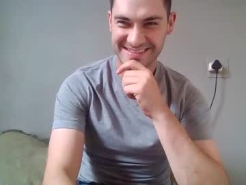 Guyhardon Chaturbate stream image from December 18, 2024