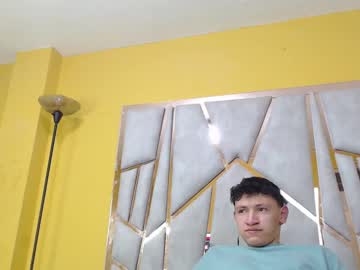 Lisse_And_Damian Chaturbate stream image from December 18, 2024