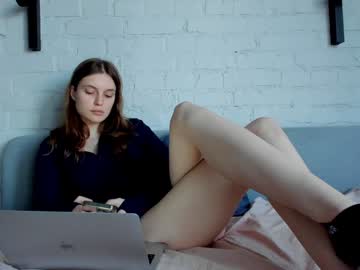 Mistresselizy Chaturbate stream image from December 18, 2024