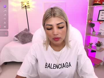 Saloomee__ Chaturbate stream image from December 18, 2024