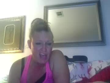 Behind4blueyes Chaturbate stream image from December 18, 2024