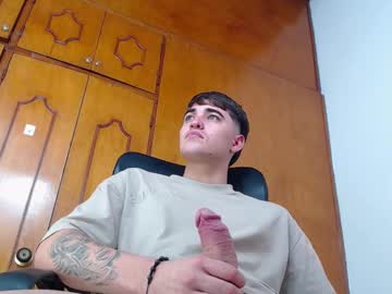 Camilo_Duran Chaturbate stream image from December 18, 2024
