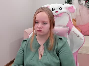 Emiliejensen Chaturbate stream image from December 18, 2024