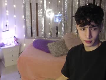 Gojo_Satoru_18 Chaturbate stream image from December 18, 2024