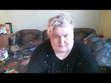 Lanacat555 Chaturbate stream image from December 18, 2024