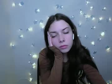 Luxurymur_ Chaturbate stream image from December 18, 2024
