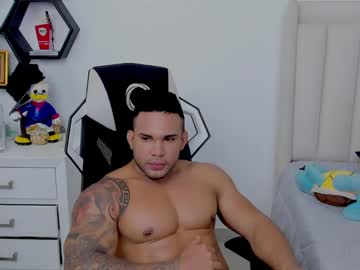 _Matthew_Santos_ Chaturbate stream image from December 18, 2024