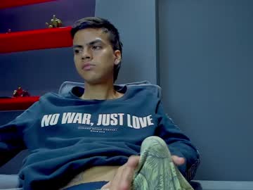 Alejandrosalazar1 Chaturbate stream image from December 18, 2024
