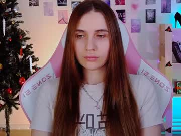 Alicecharmy Chaturbate stream image from December 18, 2024