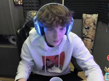 Bambelbye Chaturbate stream image from December 18, 2024