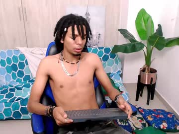 Black_Dreadlocks Chaturbate stream image from December 18, 2024