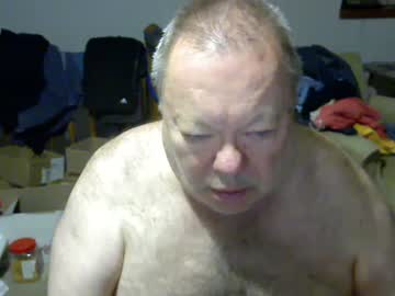 Blemon32 Chaturbate stream image from December 18, 2024