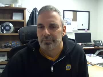 Bluediamond777 Chaturbate stream image from December 18, 2024