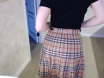 Bonjourlabelle Chaturbate stream image from December 18, 2024