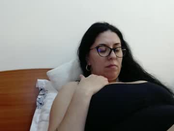 Natally565656 Chaturbate stream image from December 18, 2024