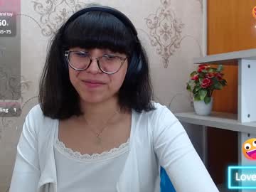 Nataly_Cloud Chaturbate stream image from December 18, 2024