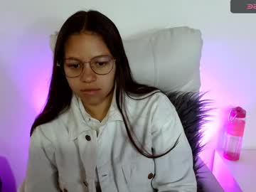 Samantharoldan Chaturbate stream image from December 18, 2024