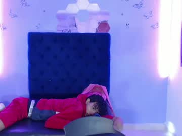 Santy_Bigcock Chaturbate stream image from December 18, 2024