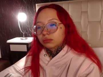 Skyllarevans Chaturbate stream image from December 18, 2024
