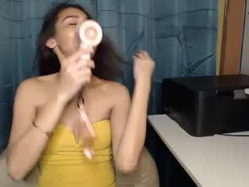 Ur_Ells_Faaab Chaturbate stream image from December 18, 2024