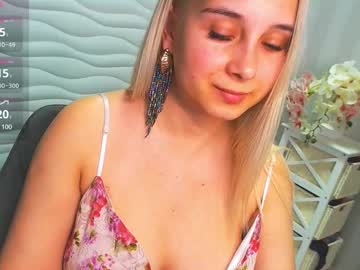 Vikiwaitingforyou Chaturbate stream image from December 18, 2024